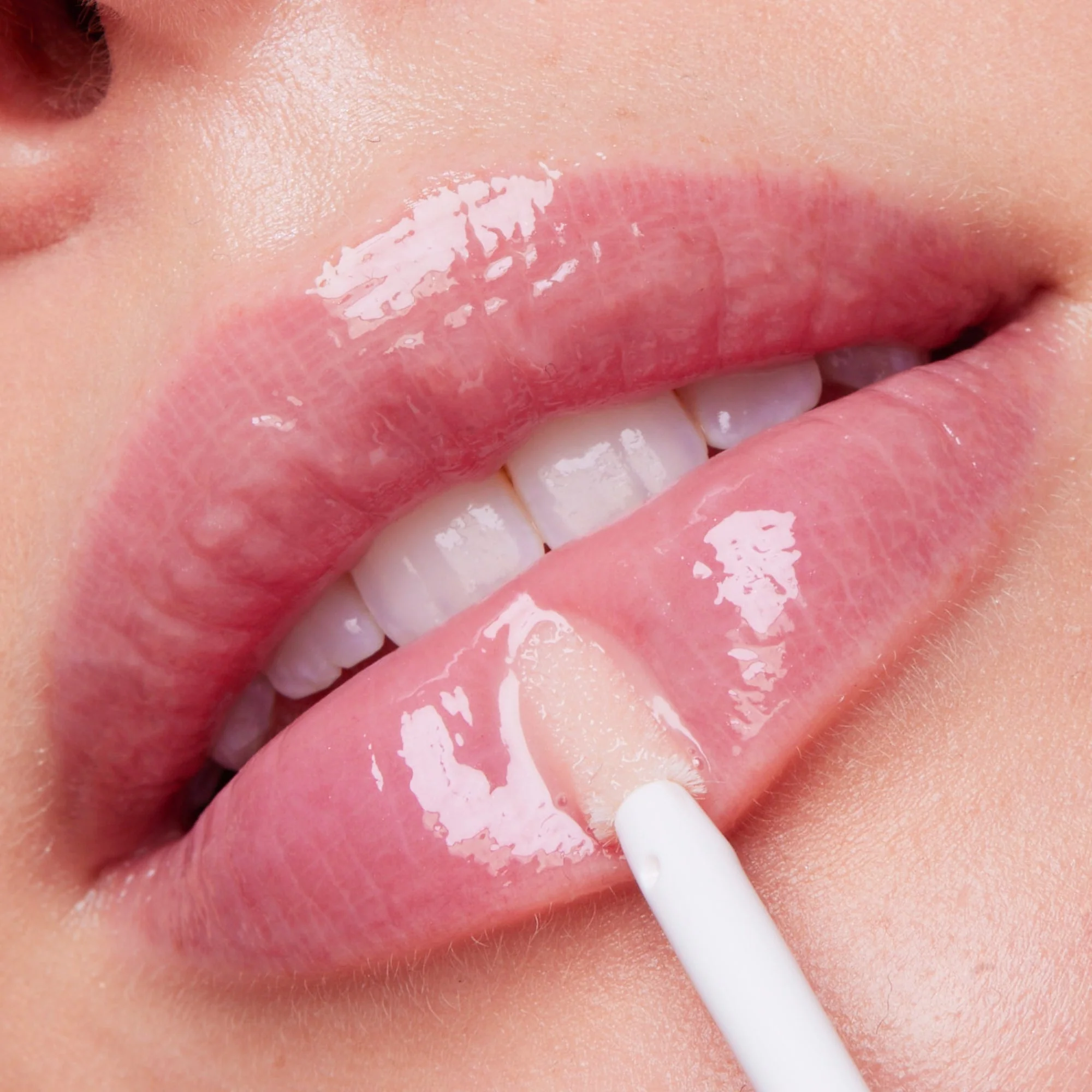 Plumping lip serum - Image 2
